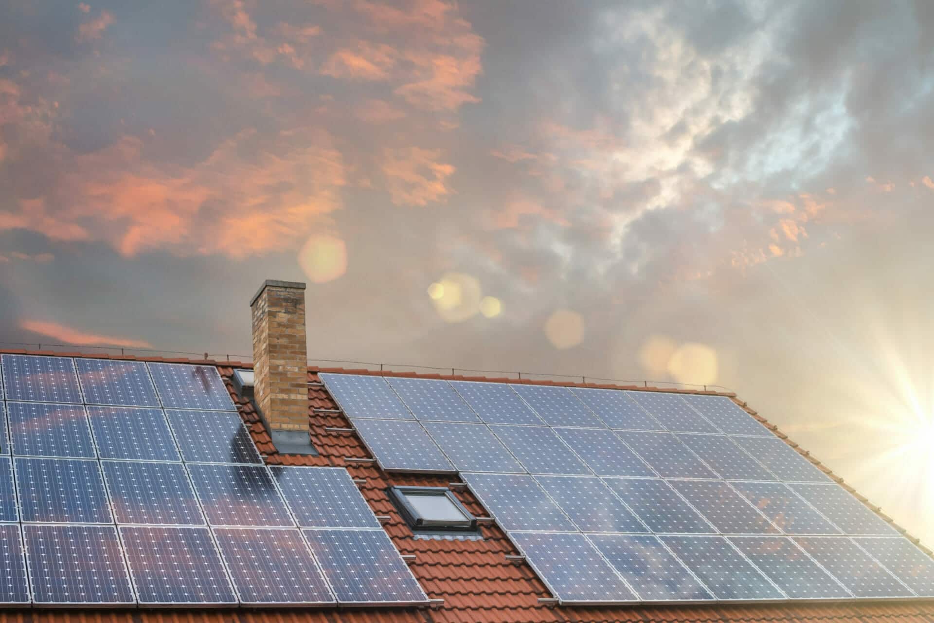 How Do House Solar Panels Work - Roof